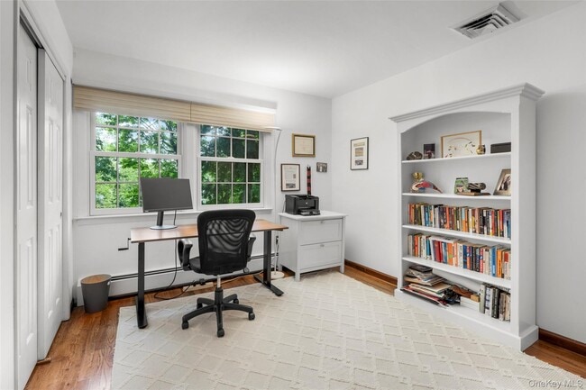 Building Photo - 341 Orienta Ave