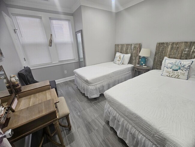 Building Photo - 4009 Ventnor Ave