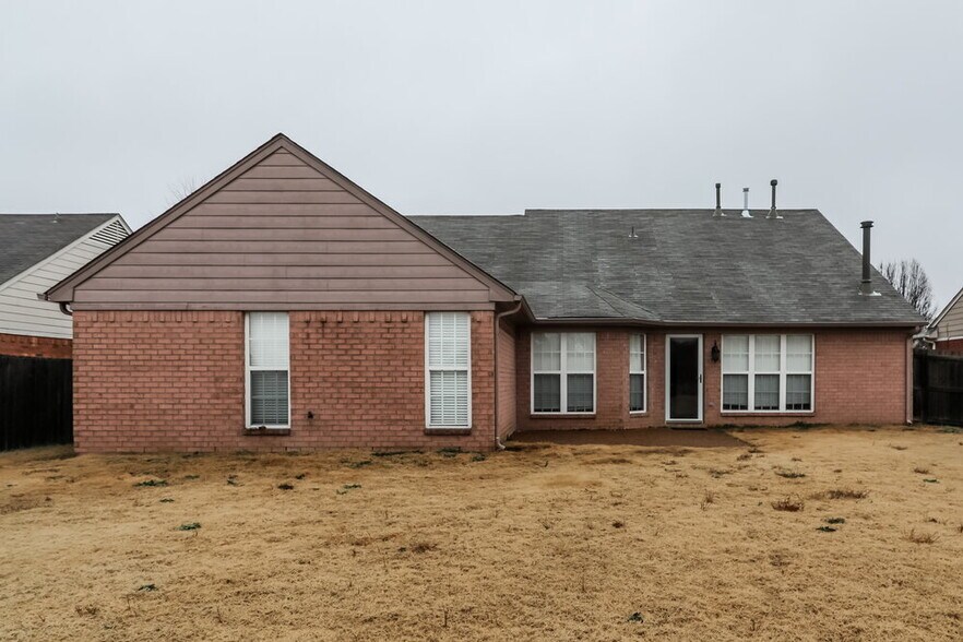 Building Photo - 5467 Milton Ridge Dr