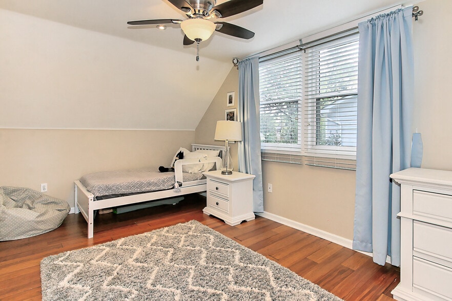 Building Photo - 13007 Melville Ln