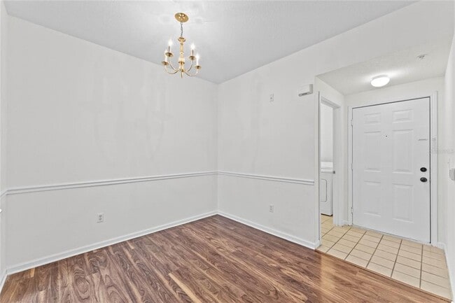Building Photo - 14341 Fredricksburg Dr