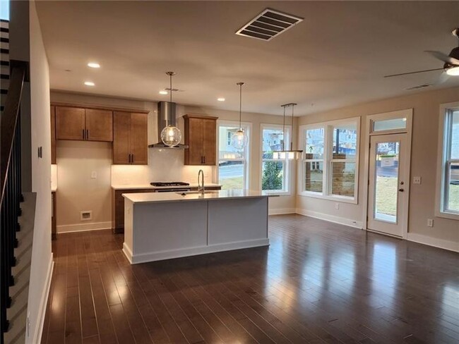 Building Photo - 1220 Walden Xing