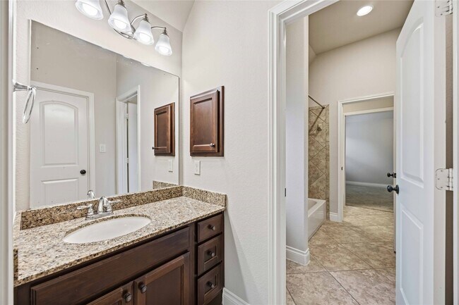 Building Photo - 27707 Lodgemist Ct
