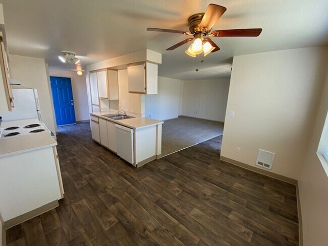 Interior Photo - Wallace Park Apartments
