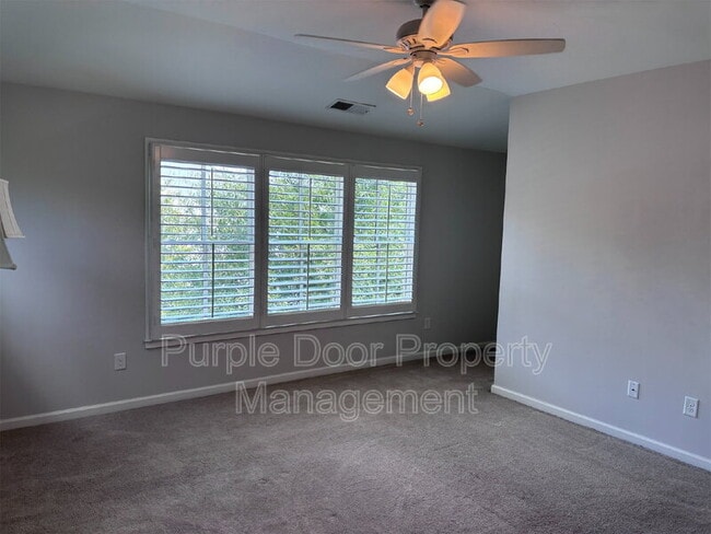 Building Photo - 745 Hamilton Cir SE