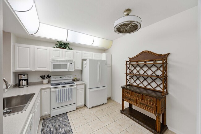 Building Photo - 23526 Sandy Creek Terrace