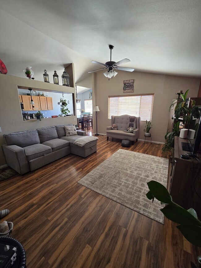 Building Photo - Spacious 5B/3B with Finished Basement Now Available!