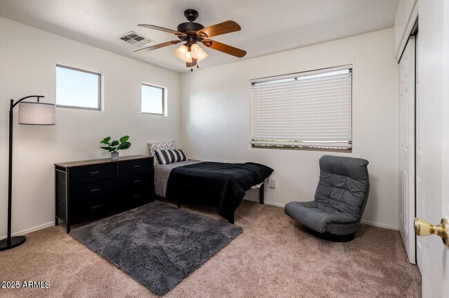 Building Photo - 13604 W Rovey Ave