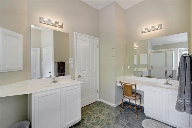 Building Photo - 8101 Longdraw Dr