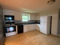 Building Photo - Beautiful 3 Bedroom House @ Marlboro Ave