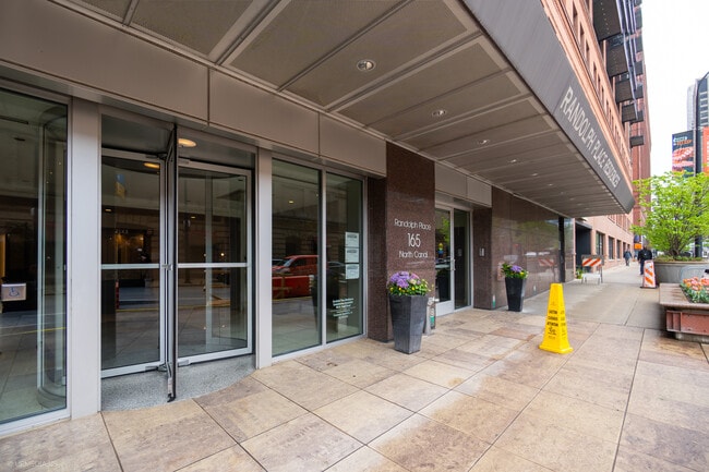 Building Photo - 165 N Canal St