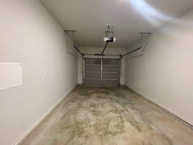Building Photo - 224 Riptide Dr