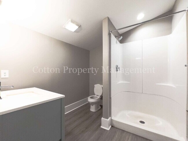 Building Photo - 2BR/2BA Home in Downtown Wilmington - $1,500/month- Pet Friendly*