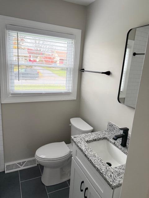 Building Photo - 2475 Swansea Rd