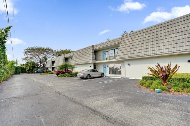 Building Photo - 1040 Homewood Blvd