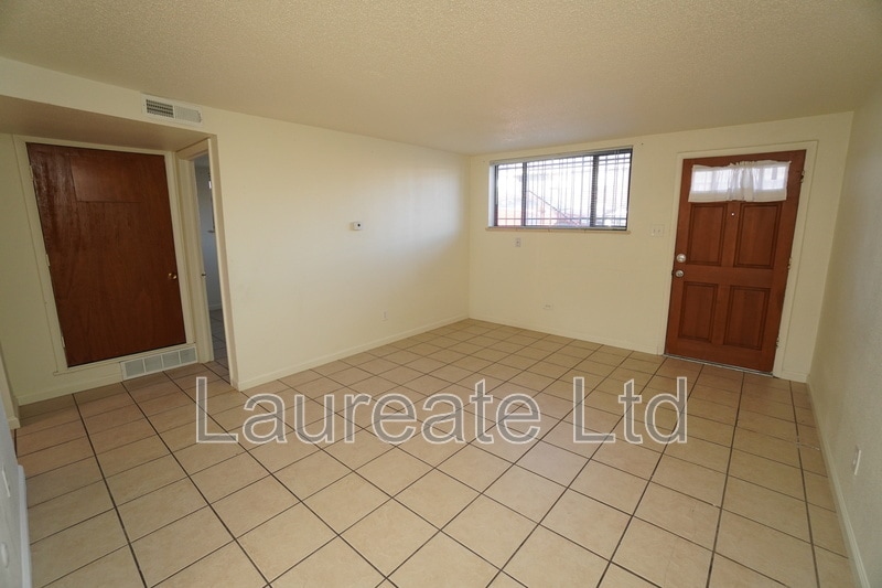 Building Photo - 1124 Rosemary St