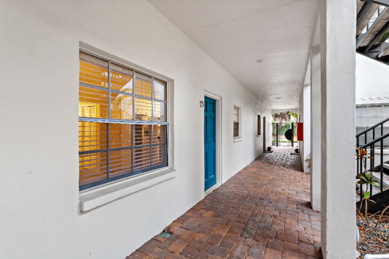 Building Photo - 3215 W Swann Ave