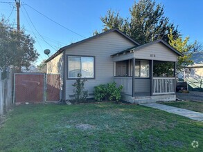 Building Photo - Cute Brentwood Home - Walk to Downtown!