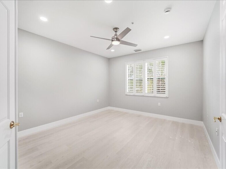 Building Photo - 4655 Hawks Nest Way