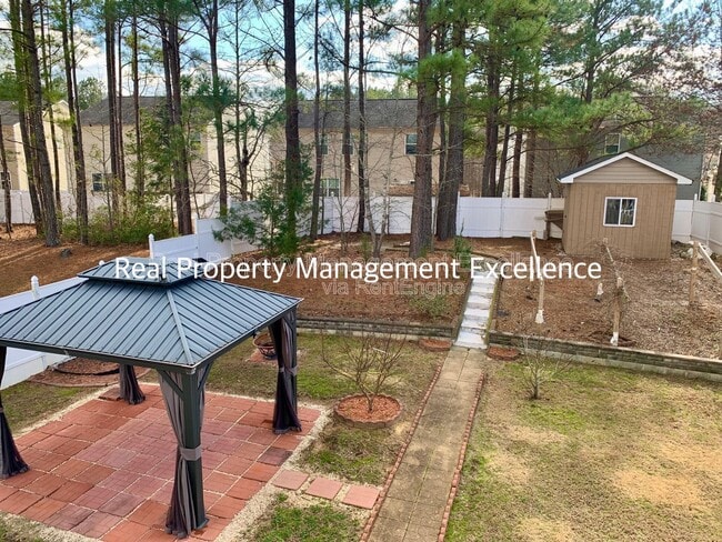 Building Photo - 110 Caribbean CT'