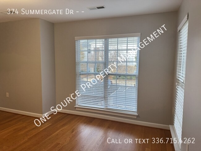 Building Photo - 374 Summergate Dr