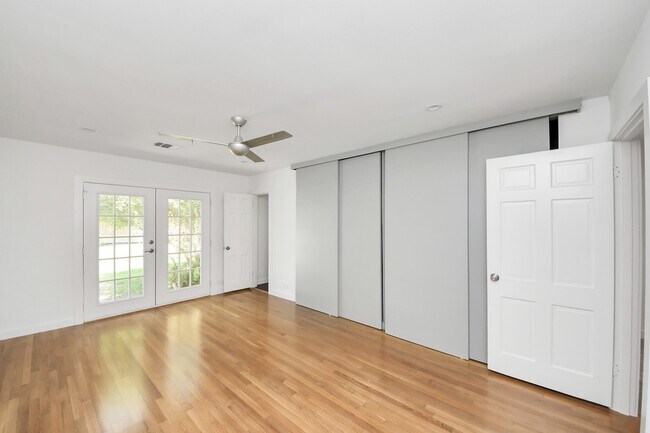 Building Photo - 7610 Highmeadow Dr