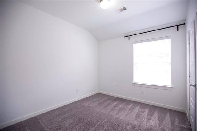Building Photo - 404 Barnstorm Dr