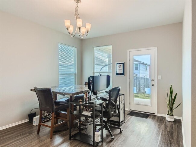 Building Photo - 6401 Conestoga Wagon Way