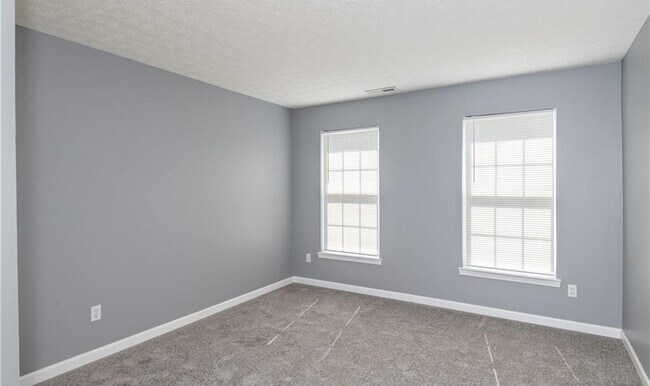 Building Photo - 3601 Empire Dr