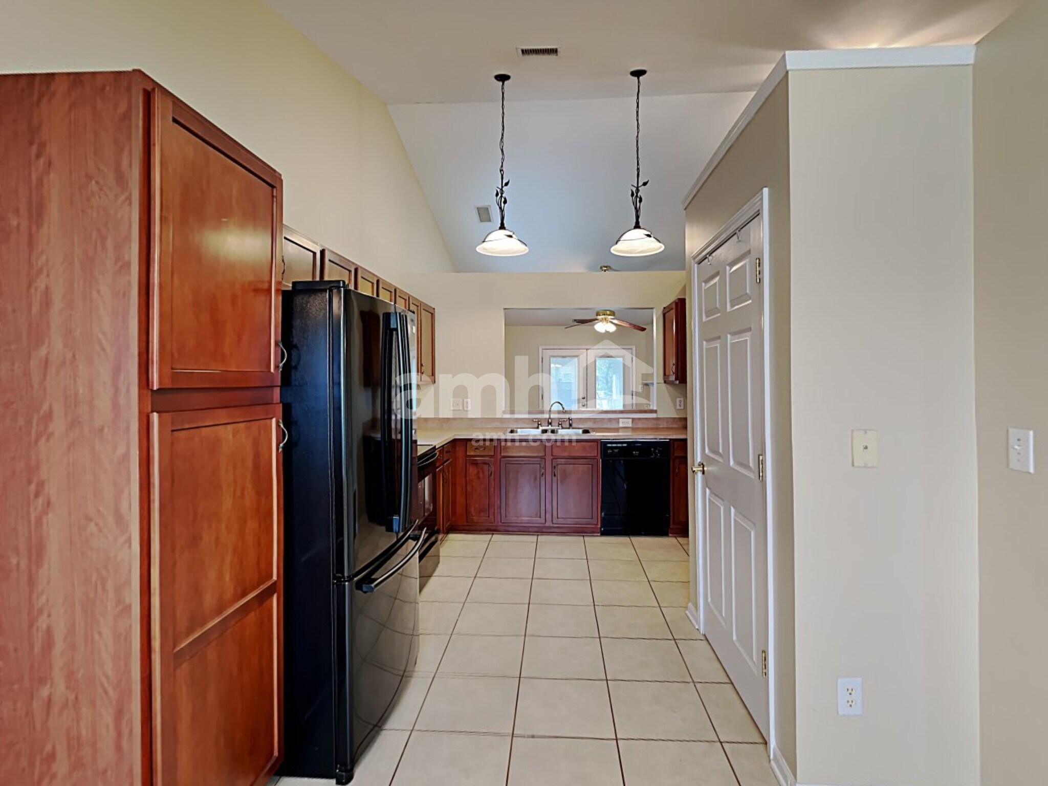 Building Photo - 3319 Covelo Ct
