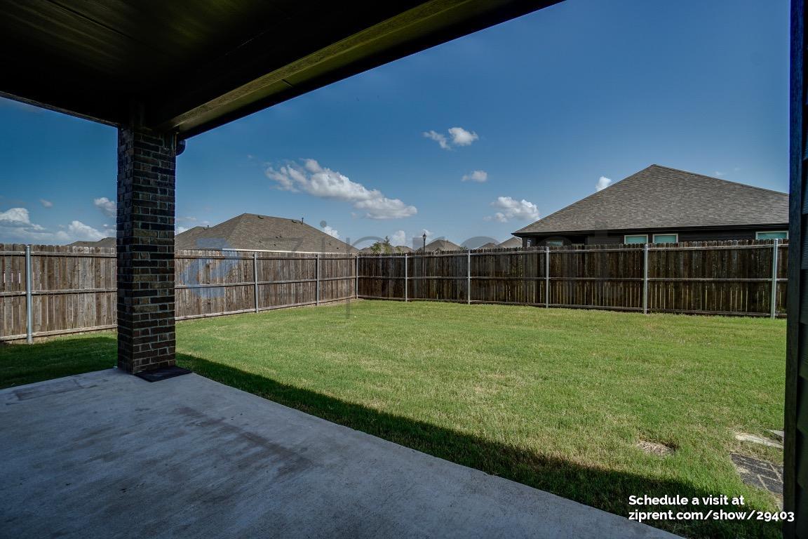 Building Photo - 611 Rawhide Way