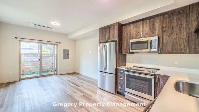 Building Photo - 4425 Meridian Ave N