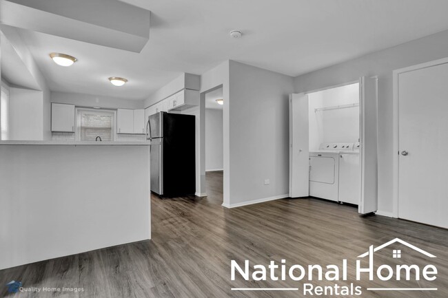 Building Photo - 659 Krenz Ave