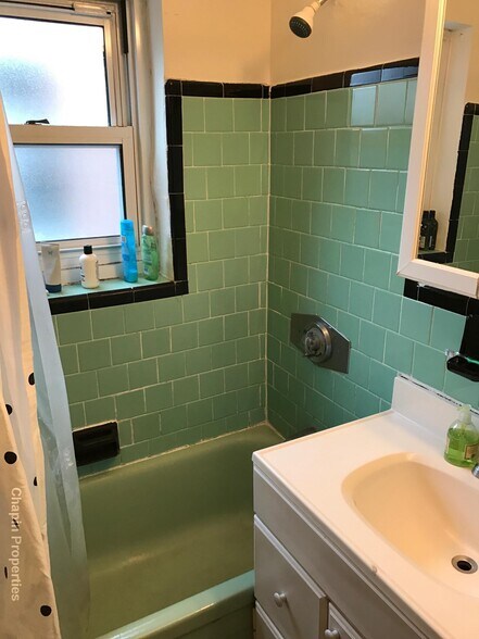 Building Photo - 79 Chestnut St