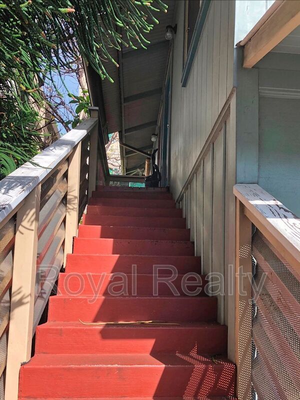 Building Photo - 1421 S Beretania St