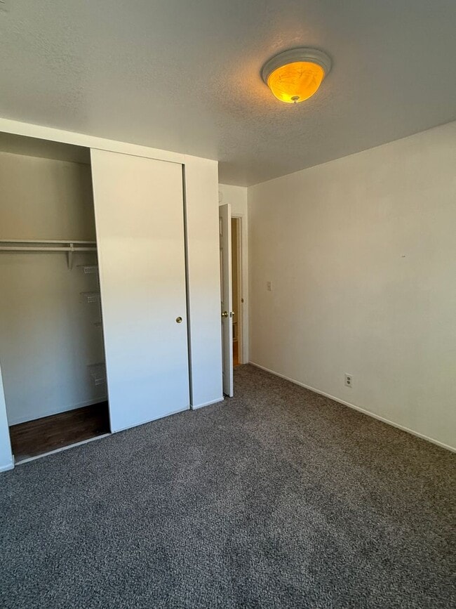 Building Photo - 7389 Newcastle Ln