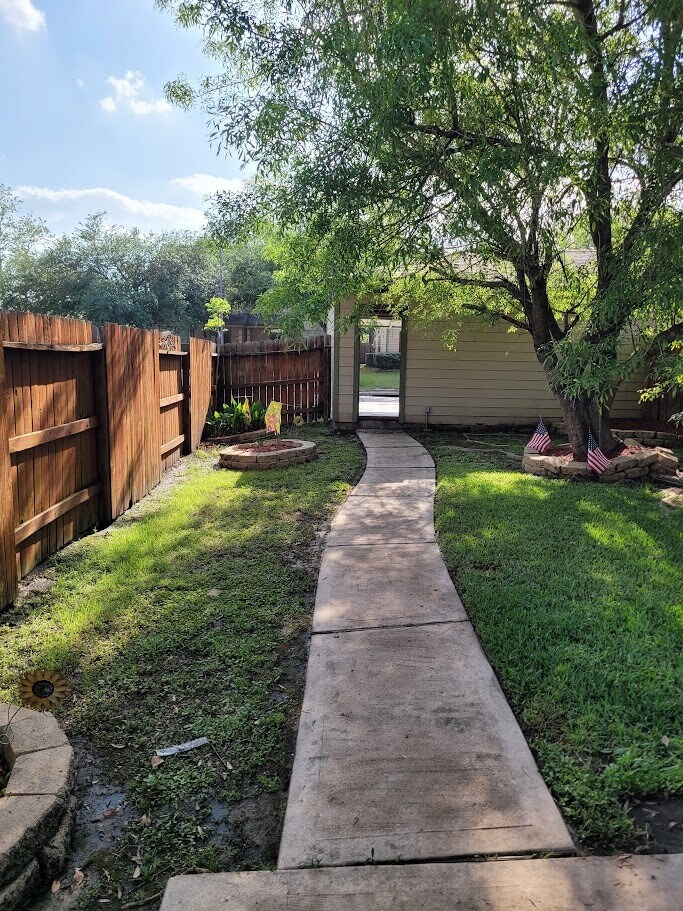 Building Photo - 23609 Youpon Lake Lane