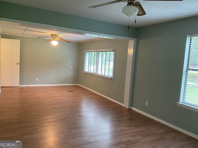 Building Photo - 76 Jacqueline Dr