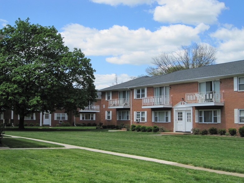 Middlesex Village Apartments 27 A Marlborough Ave Middlesex NJ 08846