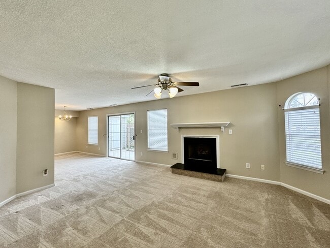 Building Photo - Available 06-15-25! End-Unit Condo w/2 Pri...