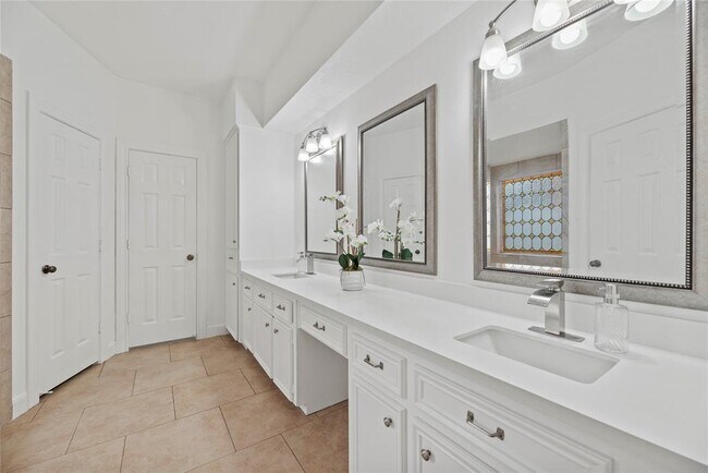 Building Photo - 20231 Brondesbury Dr