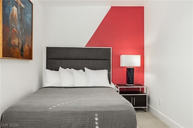 Building Photo - 1913 Birch St