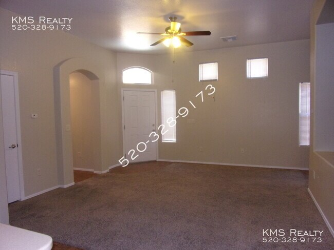 Building Photo - 6027 S Avenida Las Monjas