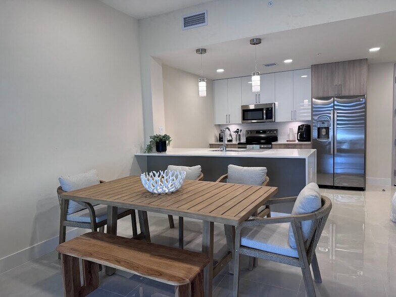 Building Photo - 26600 Rosewood Pointe Dr