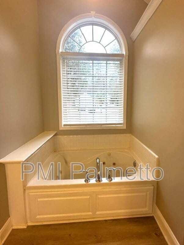 Building Photo - 149 Kerry Gibbons Dr