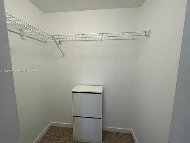 Building Photo - 31 SE 6th St