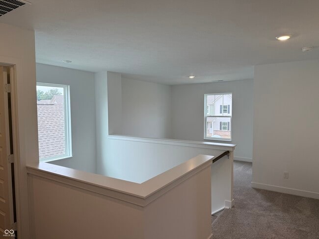 Building Photo - 411 Eisenhower St