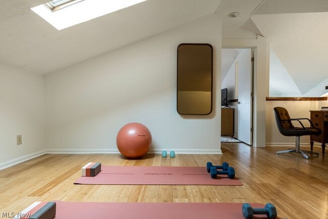 Building Photo - 4210 Clinton Ave