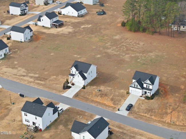 Building Photo - 48 Weathervane Dr.