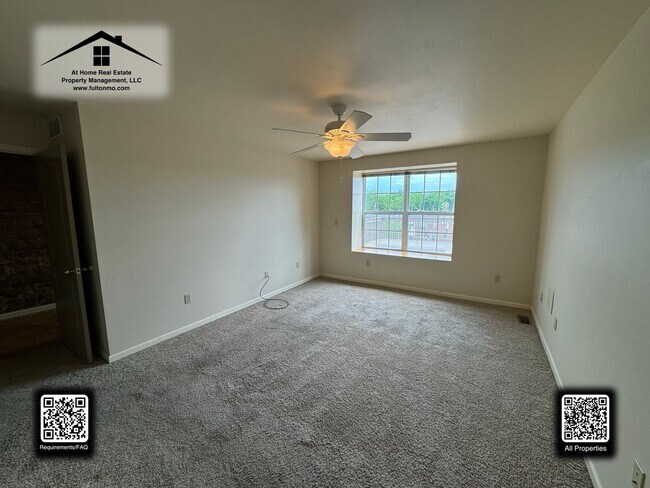 Building Photo - 532 Court Street